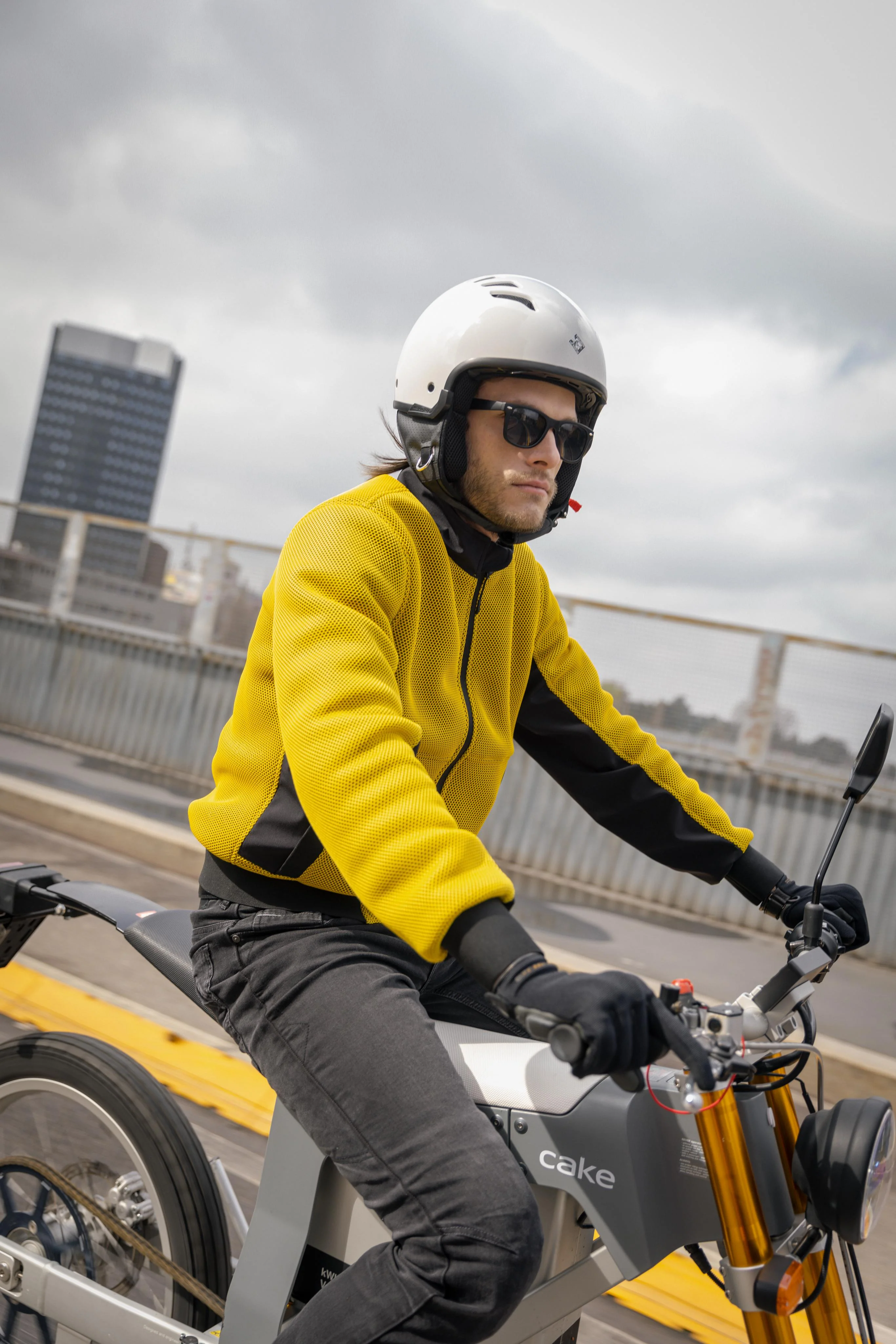 Flowmotion - 3D Mesh Summer Riding Jacket (Yellow) - Image 11