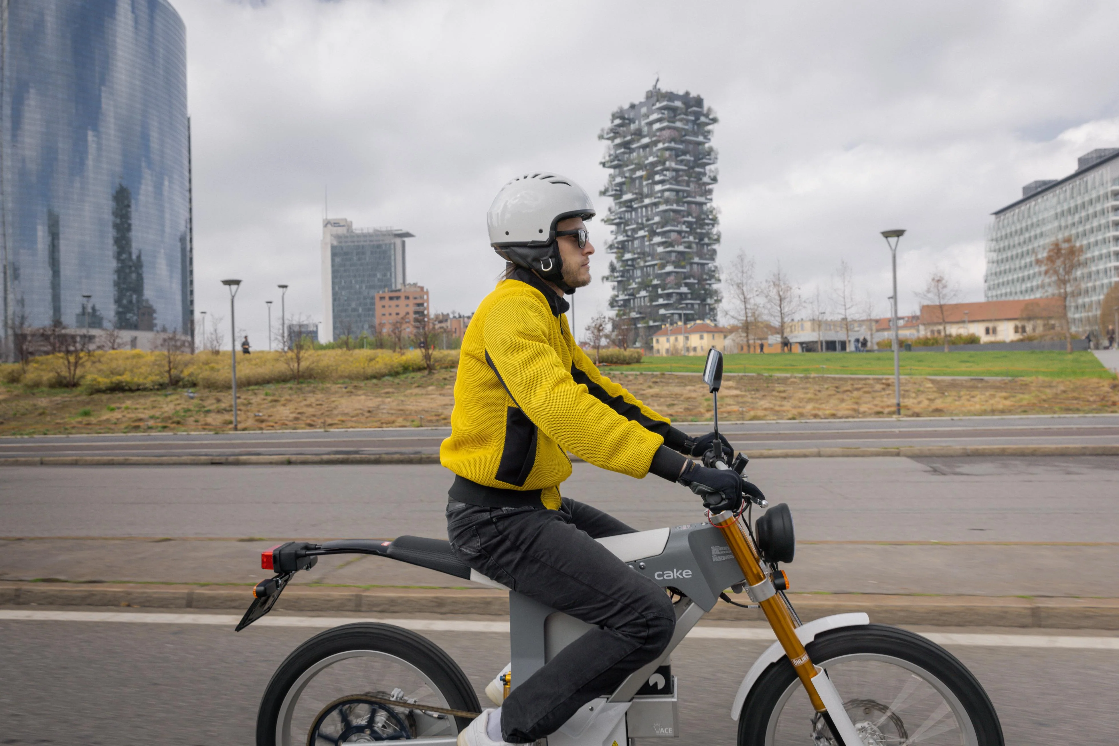 Flowmotion - 3D Mesh Summer Riding Jacket (Yellow) - Image 13