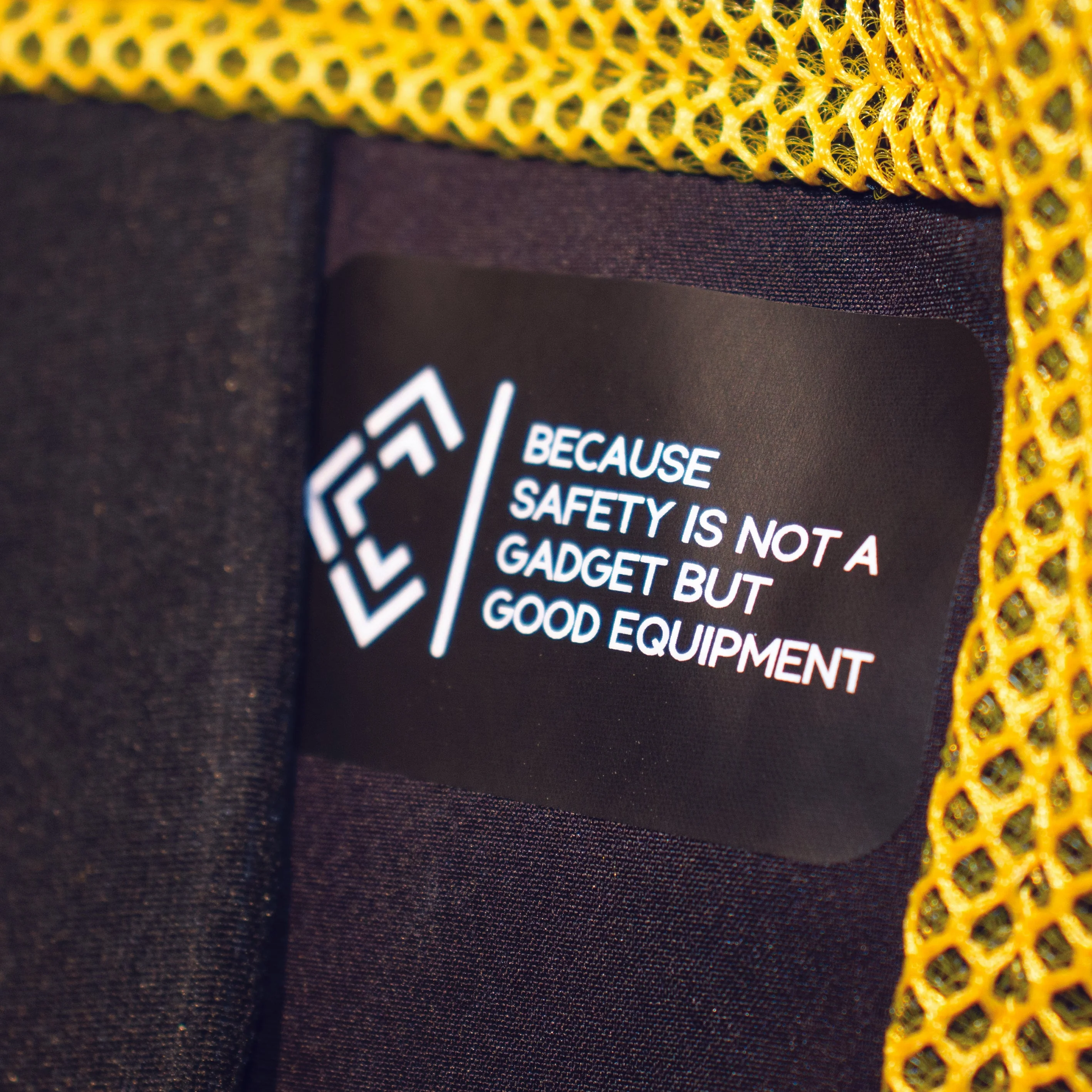 Flowmotion - 3D Mesh Summer Riding Jacket (Yellow) - Image 7