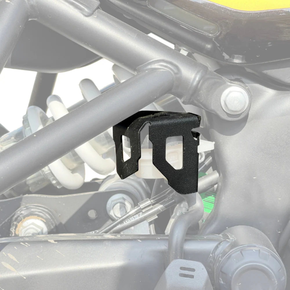 RE Himalayan 450 Brake oil Reservoir Guard - Image 4