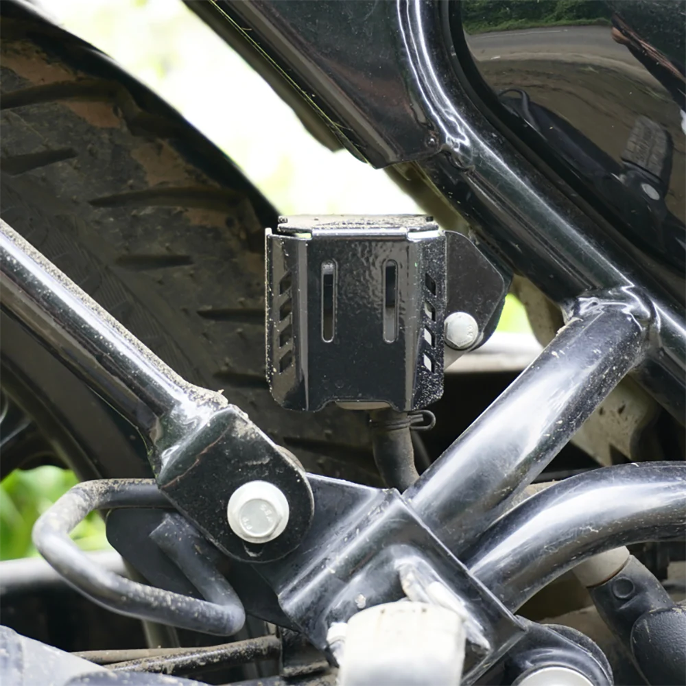 RE HUNTER BRAKE OIL RESERVOIR CAP REAR - Image 6
