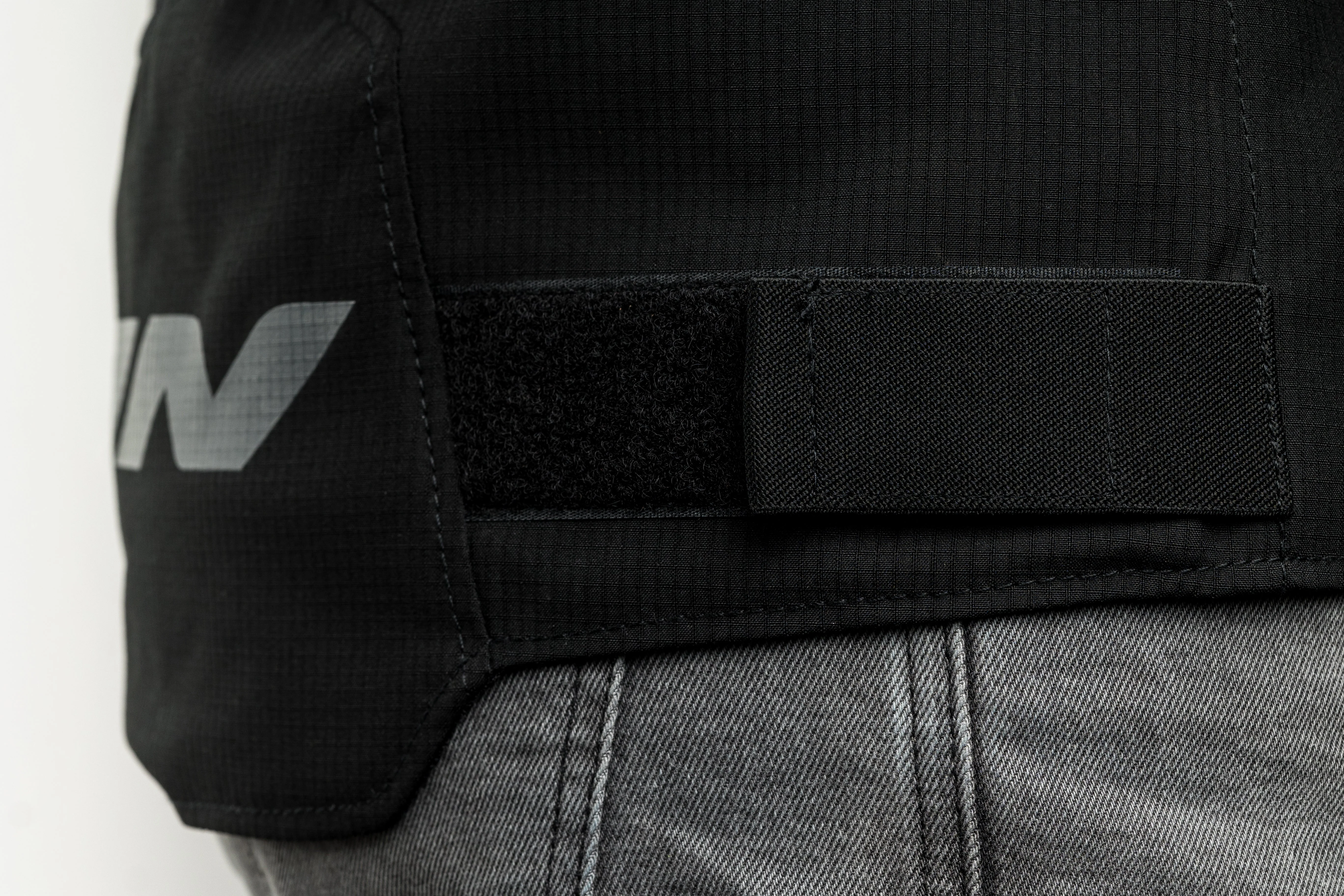 Striker Air - Summer Riding Jacket (Black/Anthracite) - Image 4